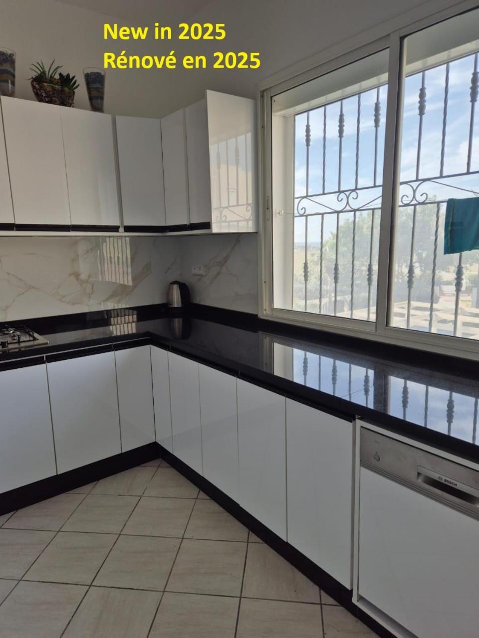 Stylish Duplex - Ocean View - Airport - Wifi - Renovated 2025 Appartement Jibila Buitenkant foto
